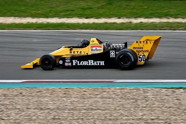 Les Rituels Mystérieux des Légendes de la F1 : Secrets Dévoilés