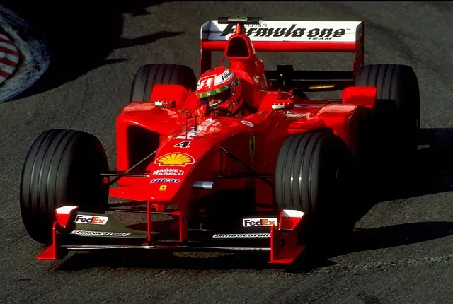 Les Techniques de Pilotage Étonnantes des Légendes de la F1