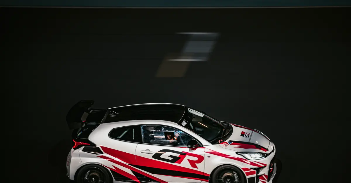 F1 et Spectacle : Équilibre entre Compétition et Divertissement