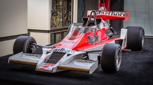 Les Rituels Mystérieux des Légendes de la F1